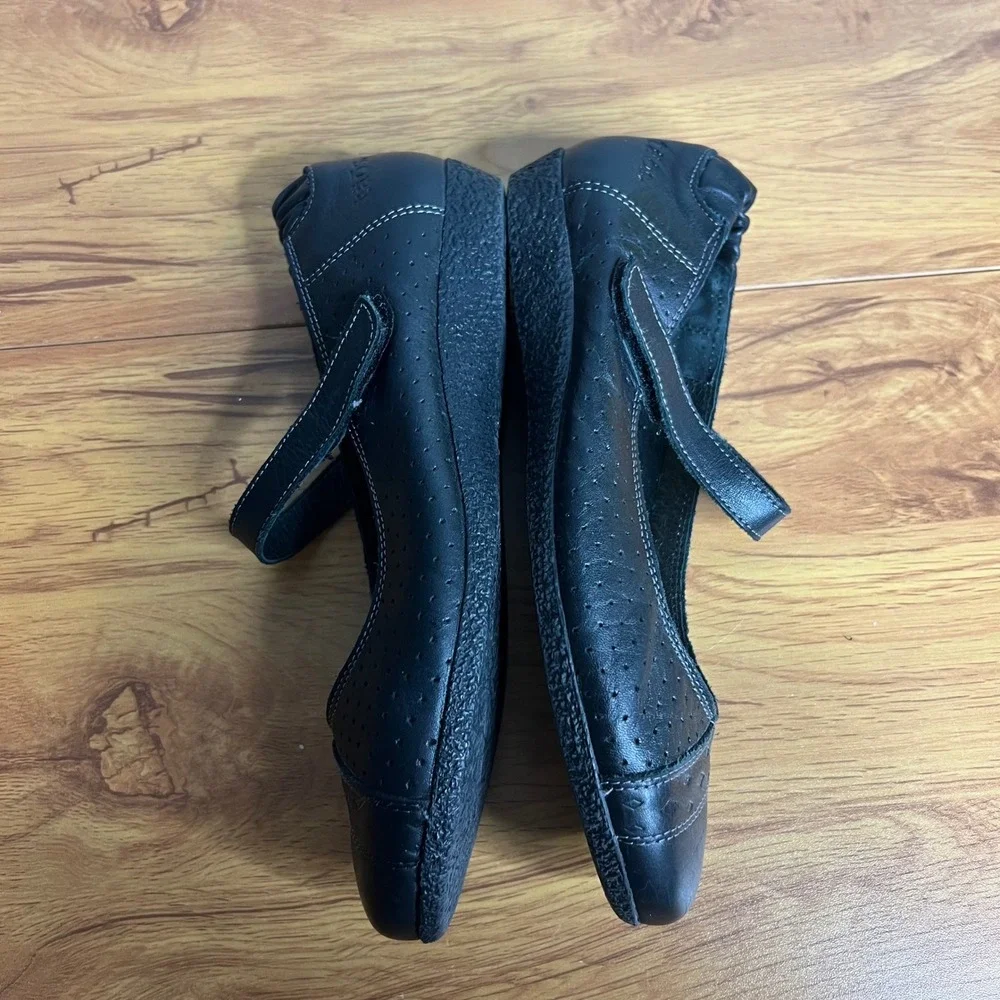 Taos Step It Up Mary Jane Flats Size 6.5 US 37 EU Leather Black Comfort - Picture 9 of 12